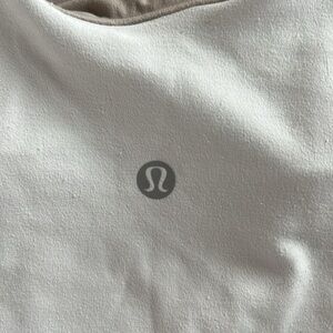 White | lululemon align tank | 6/8